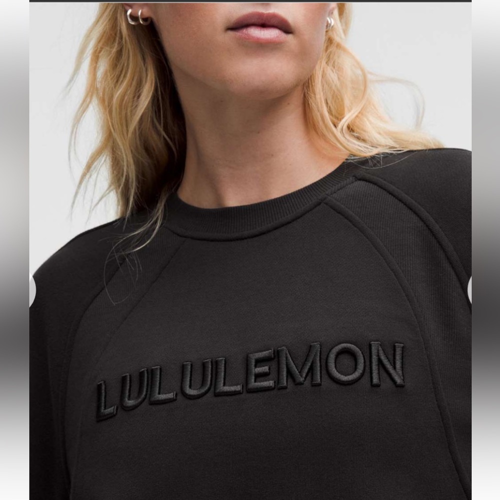 NWT Lululemon Scuba Oversized Pullover Wordmark Black xs/s